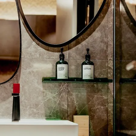 Bw Dandyland - Tree 3* Bělehrad