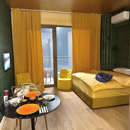 Bw Dandy House Apartment