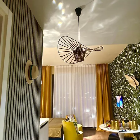 Bw Dandy House Apartment